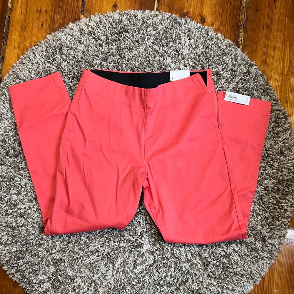 Old navy brand new size 8 coral colored pants